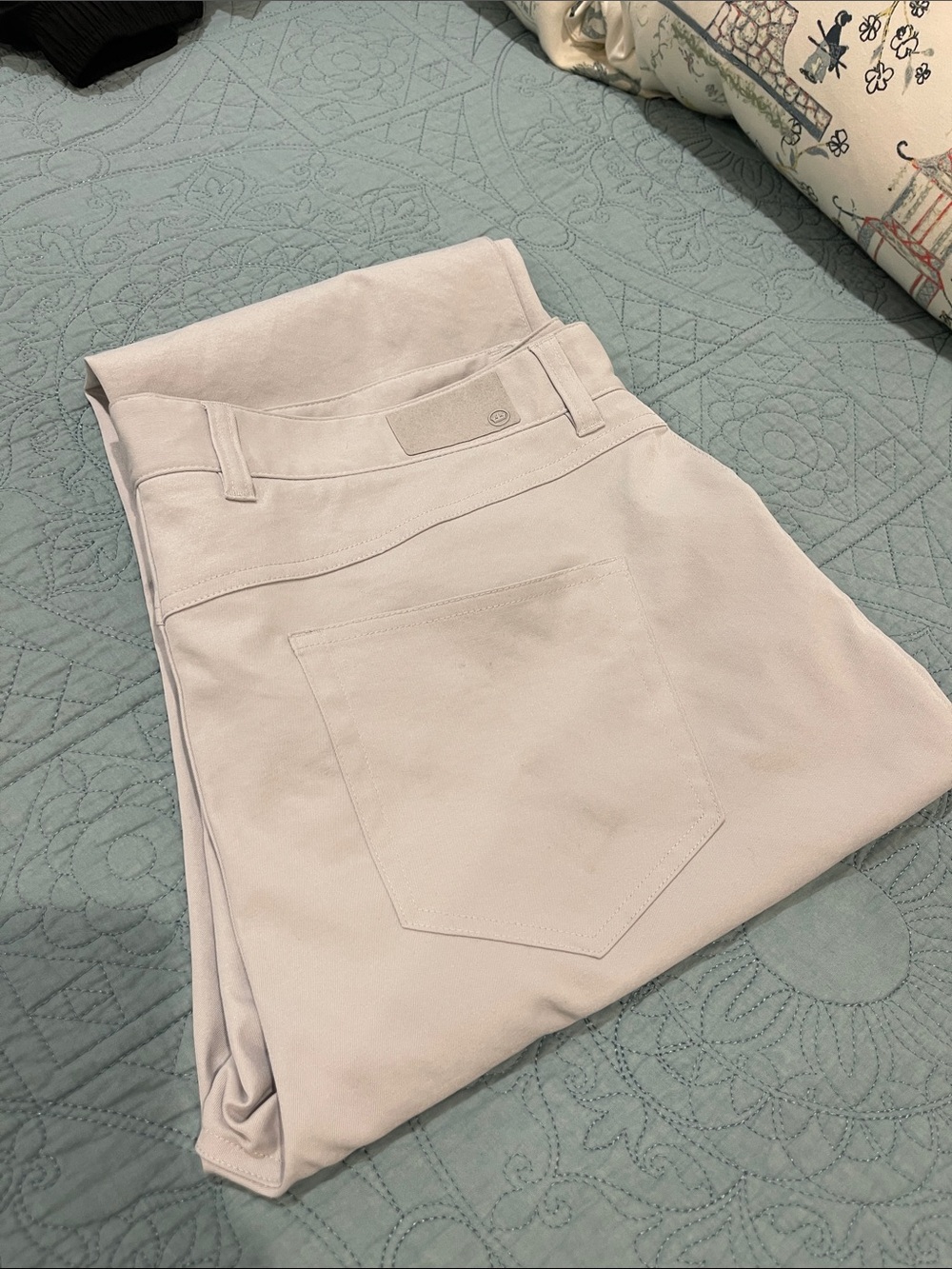 Peter Millar Men's Chinos in Light Stone Grey